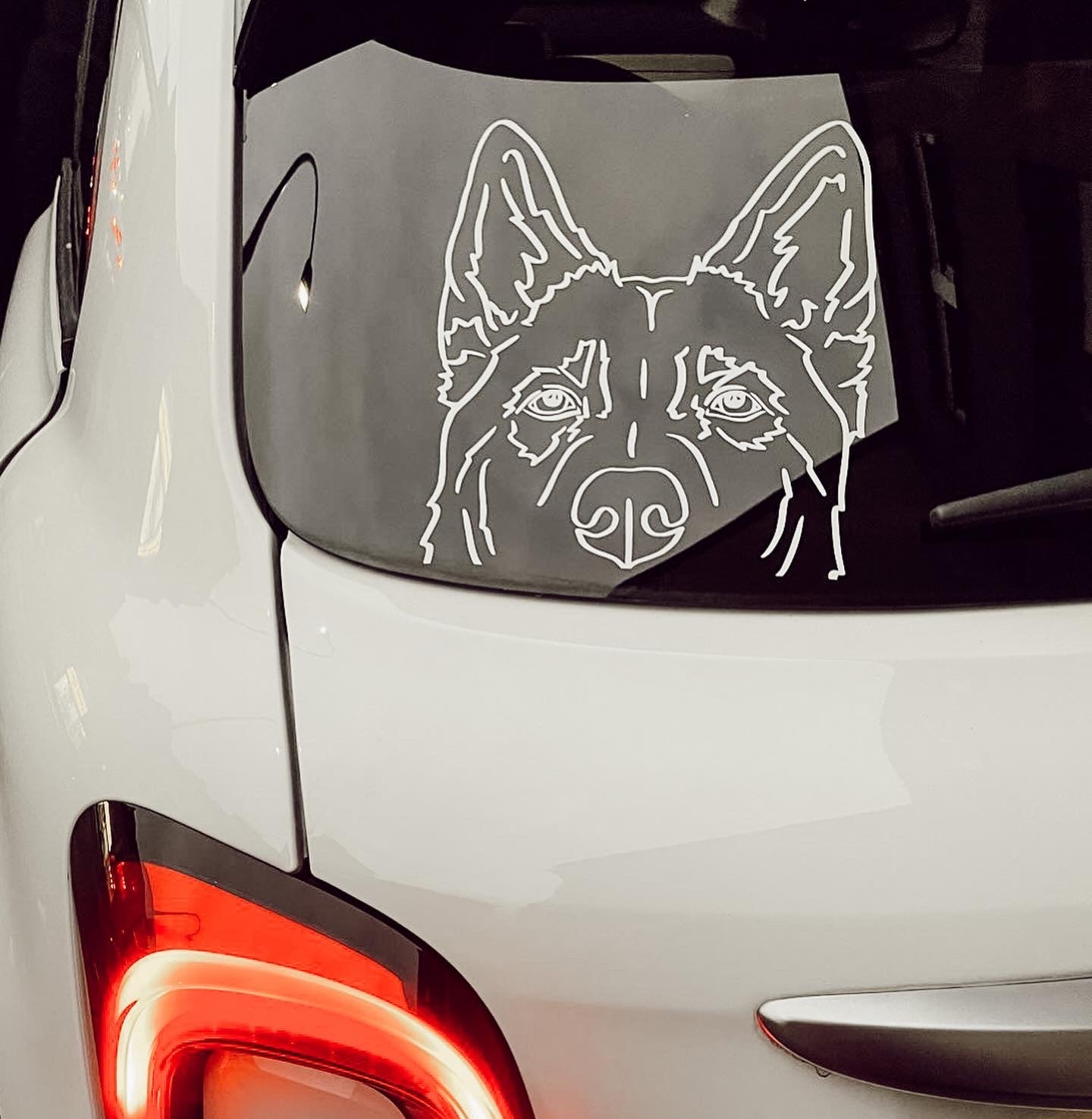 *Peek-a-boo* Autosticker (halbes Gesicht)