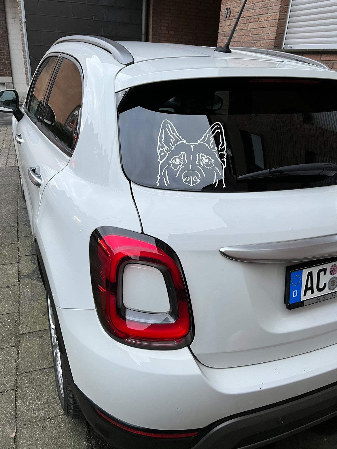 *Peek-a-boo* Autosticker (halbes Gesicht)